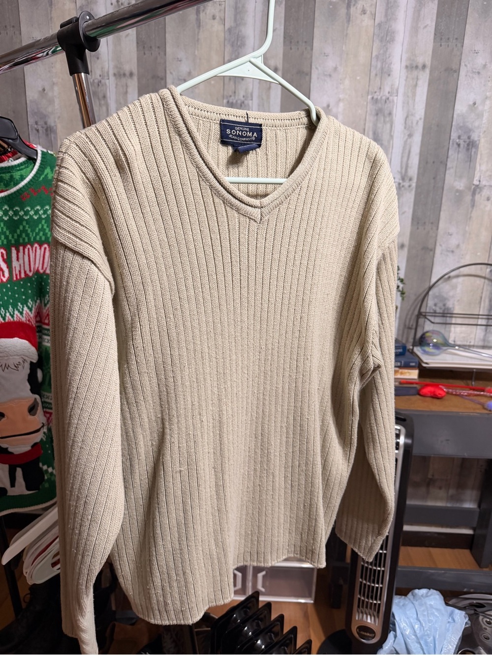 Sonoma Men's Cream Ribbed V-Neck Sweater